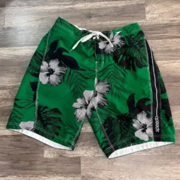 Speedo Other - Speedo Green and Black Board Shorts with‎ Tropical Floral Print